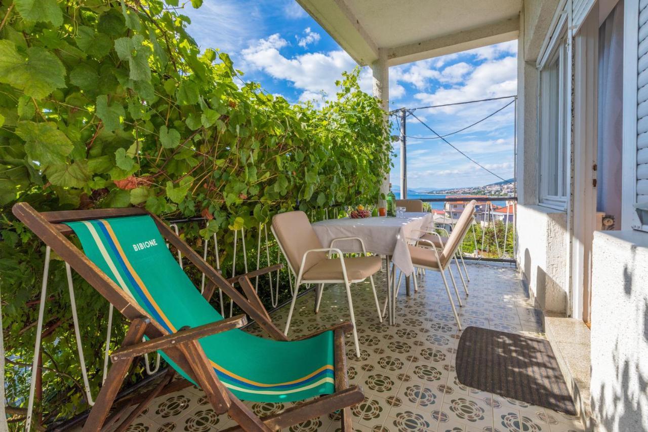 Apartments With A Parking Space Selce, Crikvenica - 2381 Exterior foto